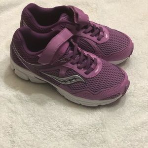 Saucony Girls Gym shoes